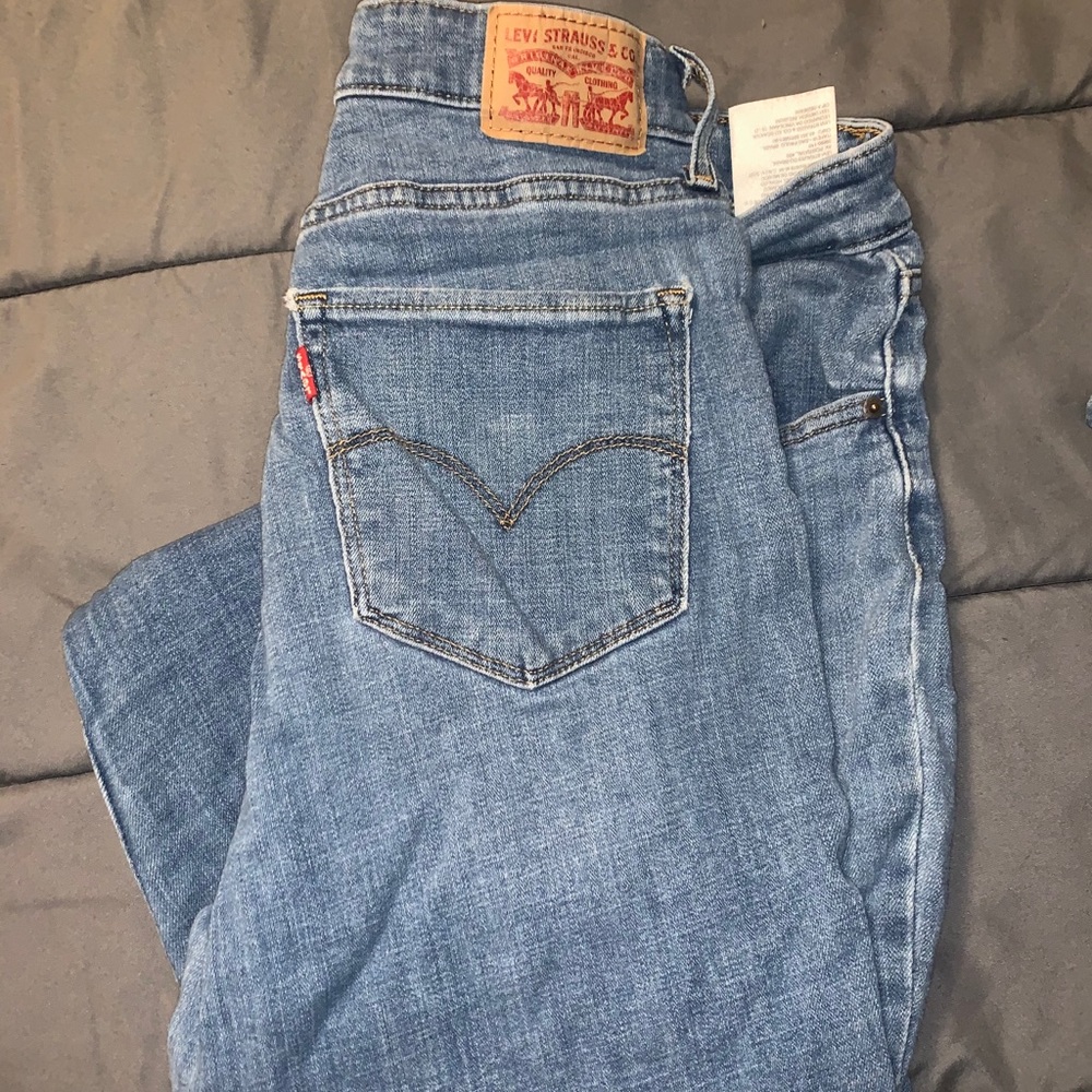 Women’s plus size bottoms